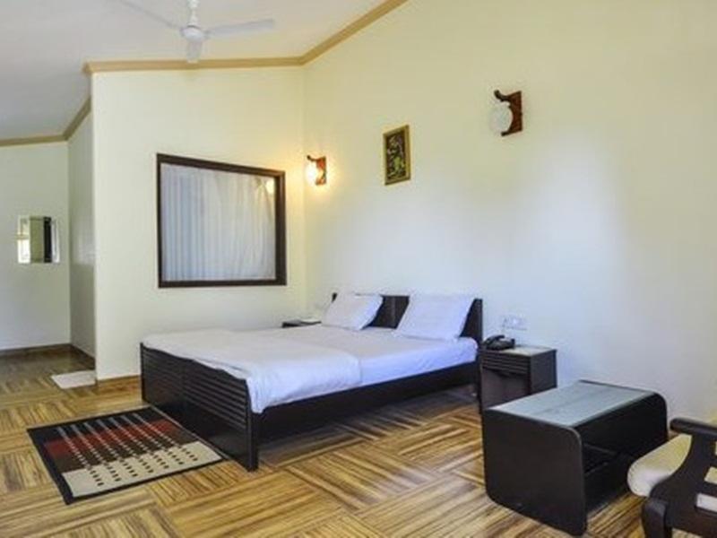 Corbett Wood Resort Corbett National Park Exterior foto